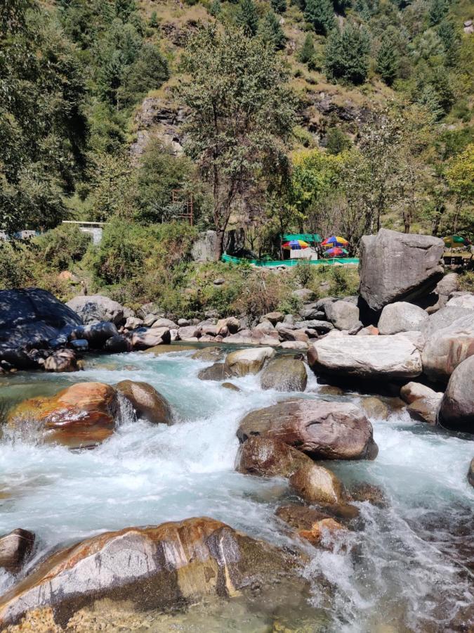 Last Stop Riverside Wooden Huts, Camps & Dorms Manali  Exterior photo